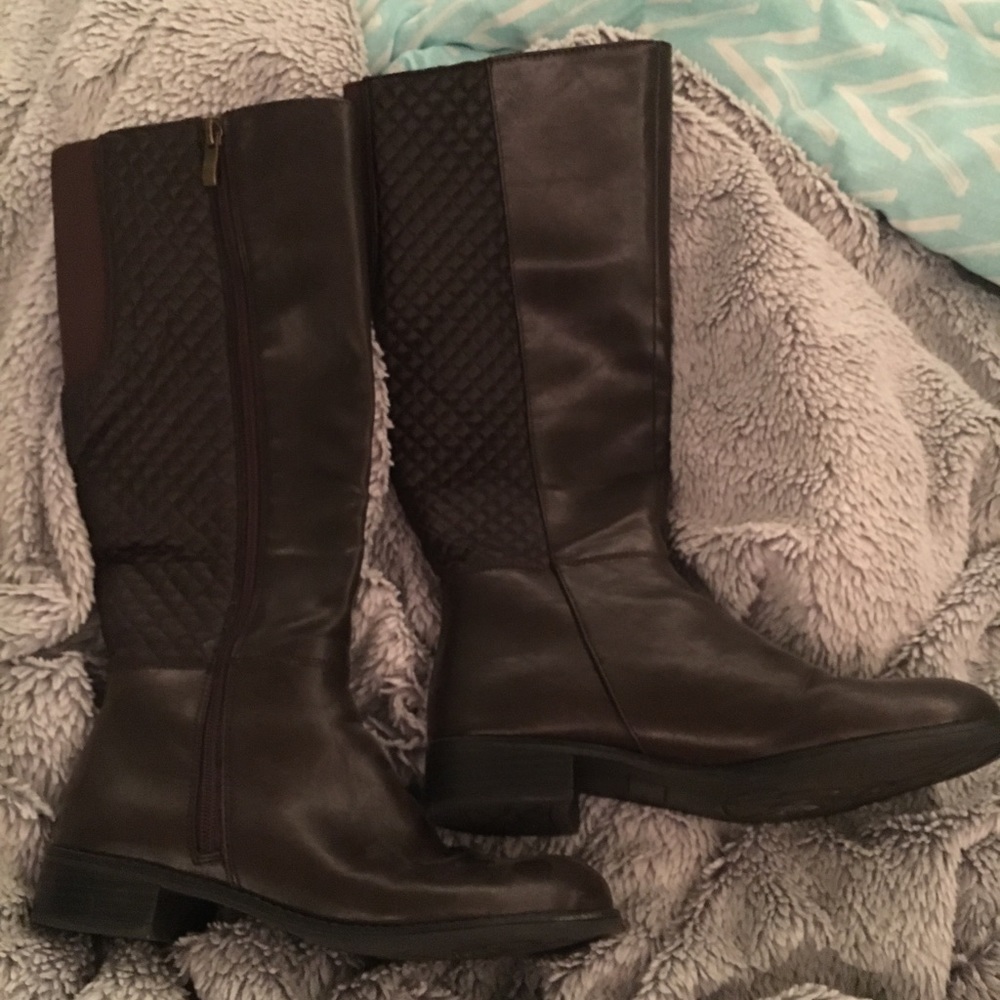 brown riding boots